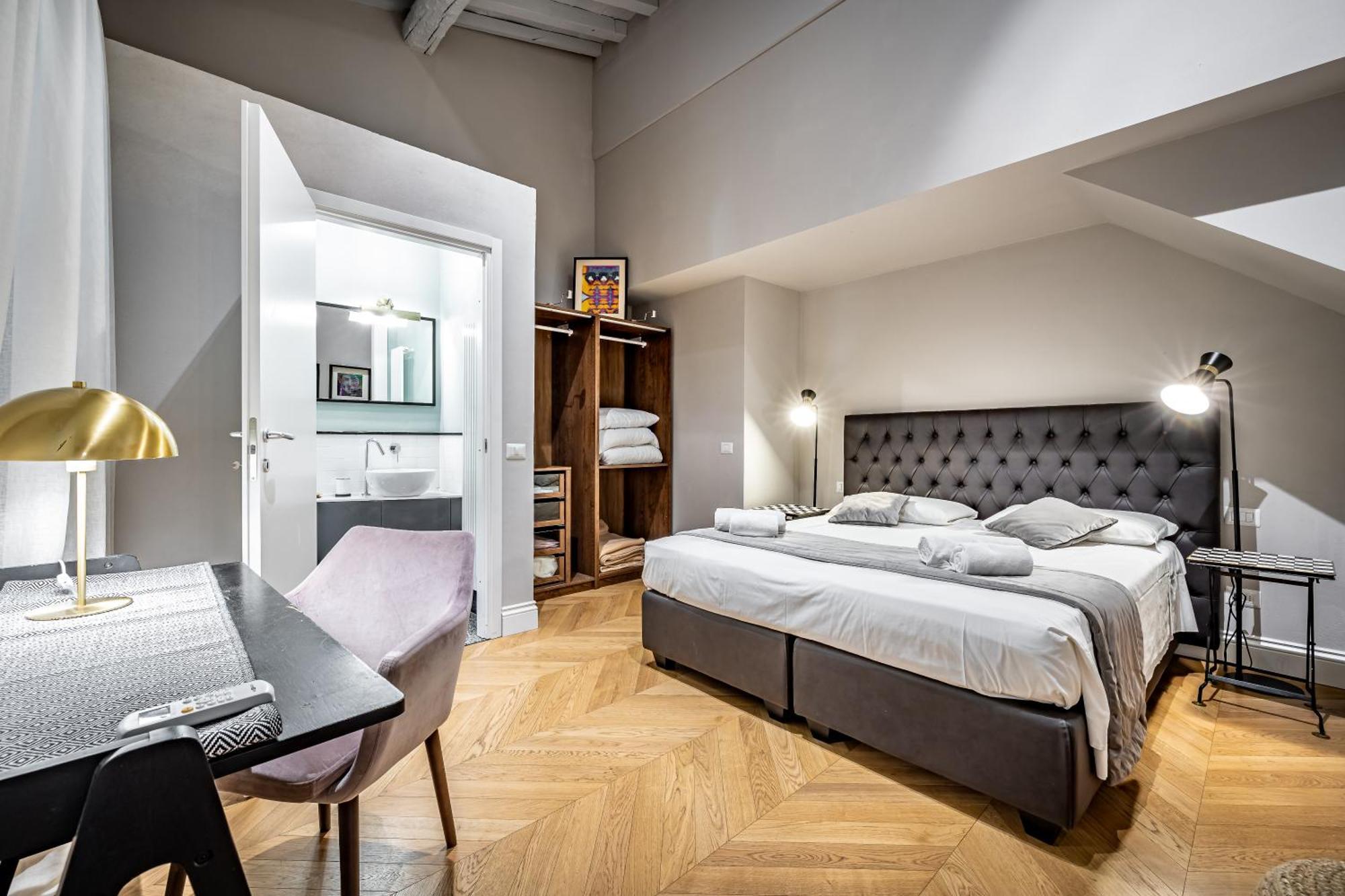 Hs4U Ricasoli Luxury apartment near Duomo N.1 Firenze Esterno foto